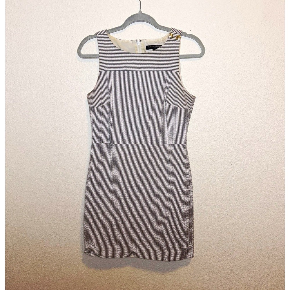 Banana Republic Women's Size 4 Blue/White Striped Seersucker Zip Sheath Dress